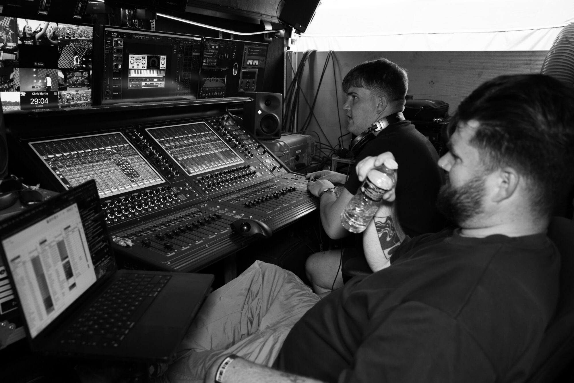oXyFire Media and dwmedia live broadcast production gallery at Reggae Land 2026